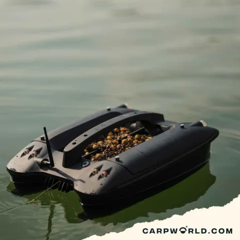 Voerboot - bait boat carp fishing
